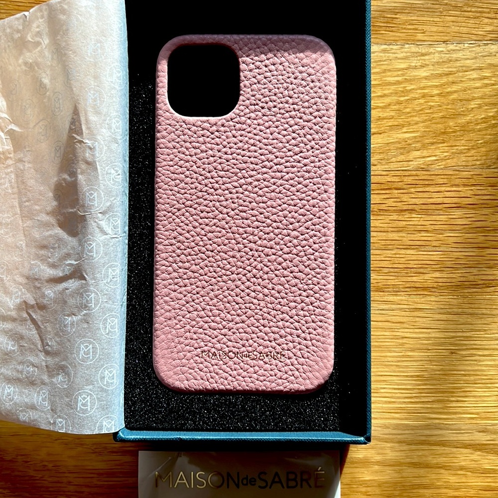 Maison de Sabre iPhone 13 Case Pink Lily